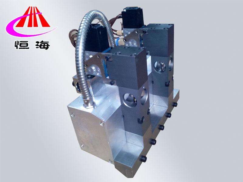 ������z�����l(w��i)����Ʒ���bĤ�ϵđ�(y��ng)��