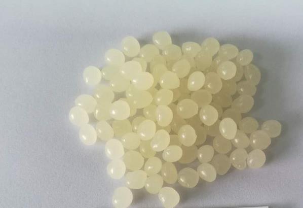 EVA�����z-�\�Sɫ AKS-2067