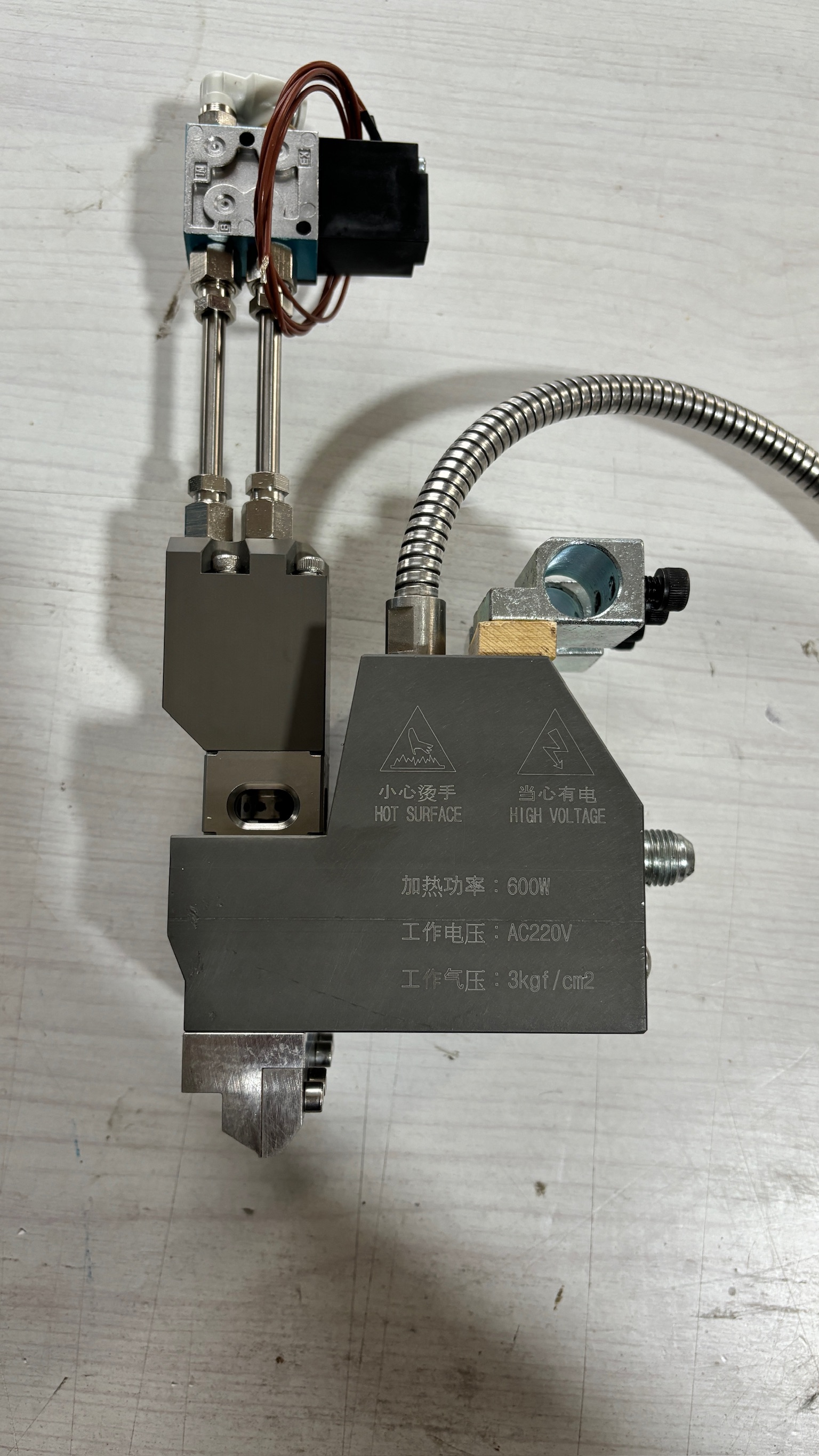 ������z��